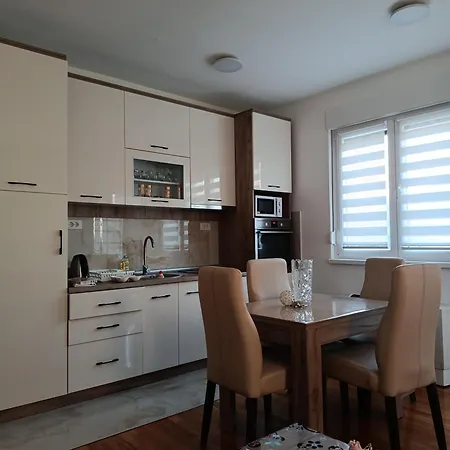 Leo Apartman