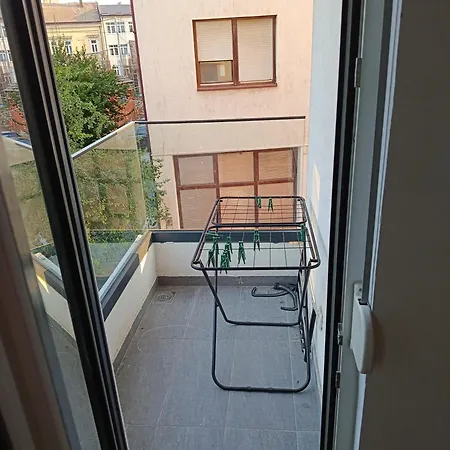 Apartman Leo *